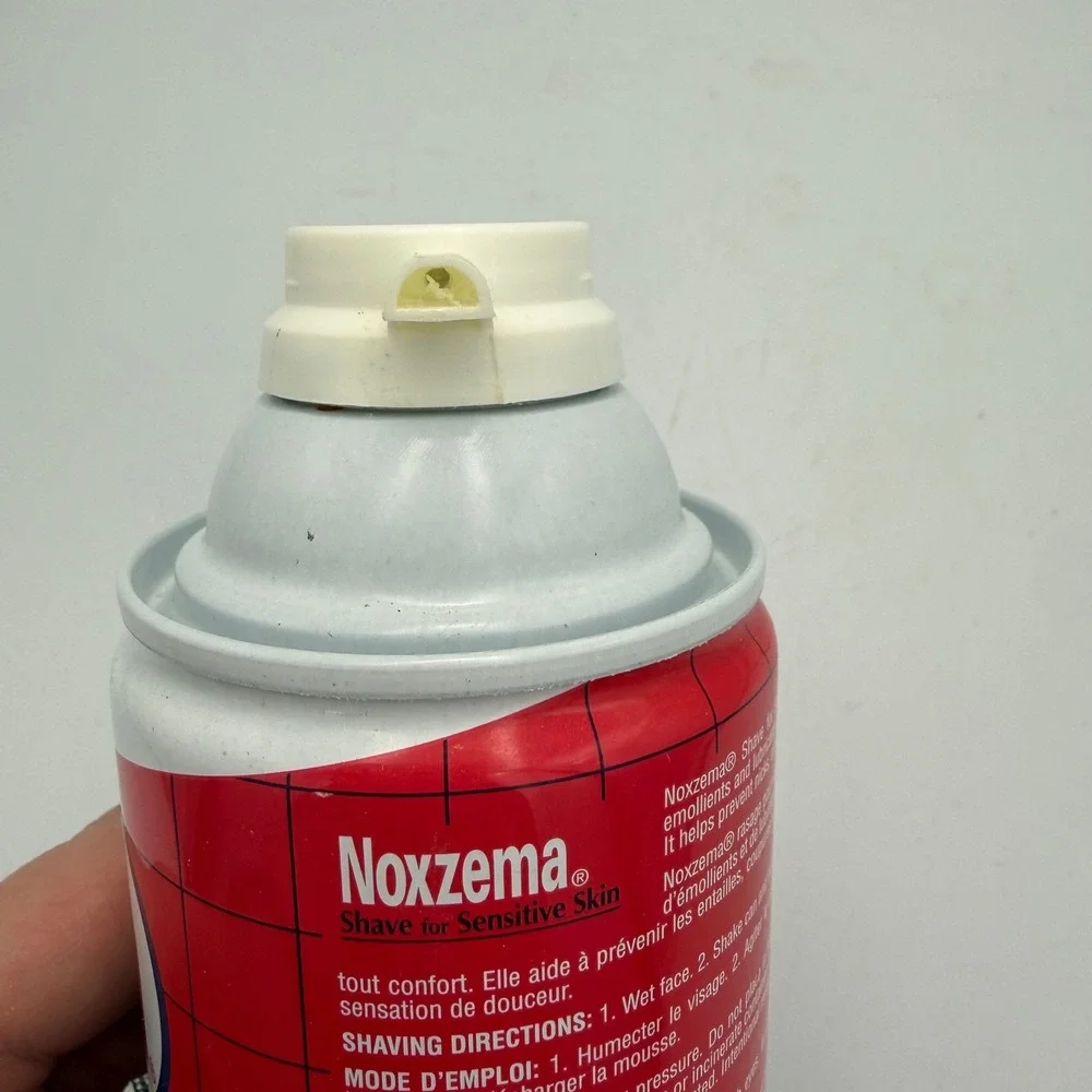 Vintage Noxzema Shave Cream Sensitive Skin 11oz Red Can Shaving Foam New